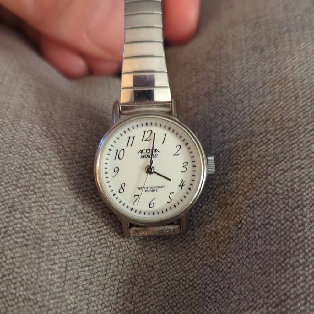 Silver Watch - Picture 5 of 5